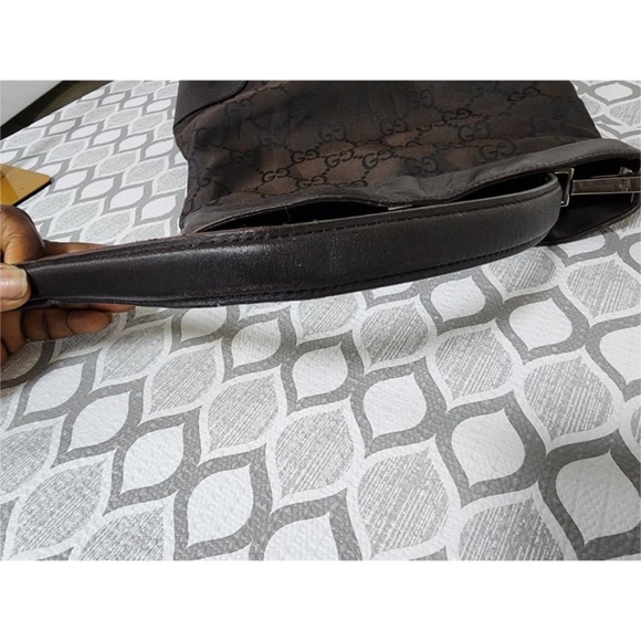 Authentic Gucci GG Nylon Shoulder Bag Black - Picture 10 of 11